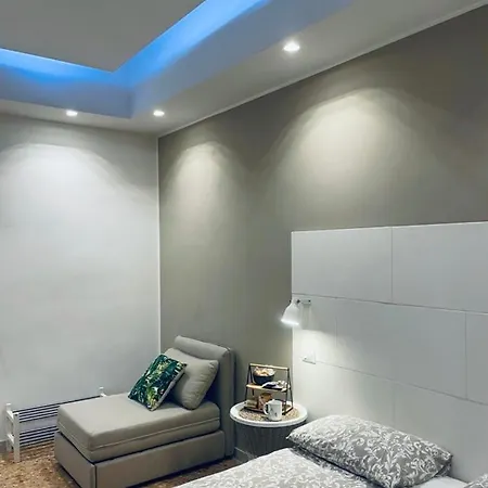 Couette-café Vatican Inside